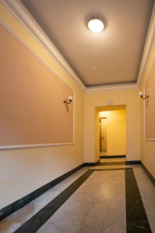 Acomodação com café da manhã  Maribea Center Roma